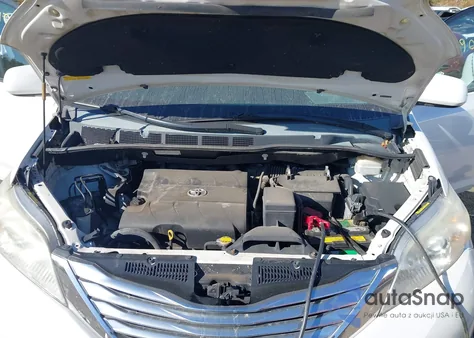 2011 Toyota Sienna Limited V6 из США, поврежденный, VIN 5TDYK3DC3BS058249